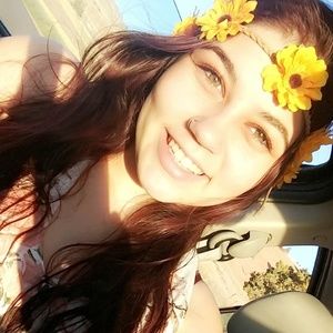 Meet your Posher, Monica